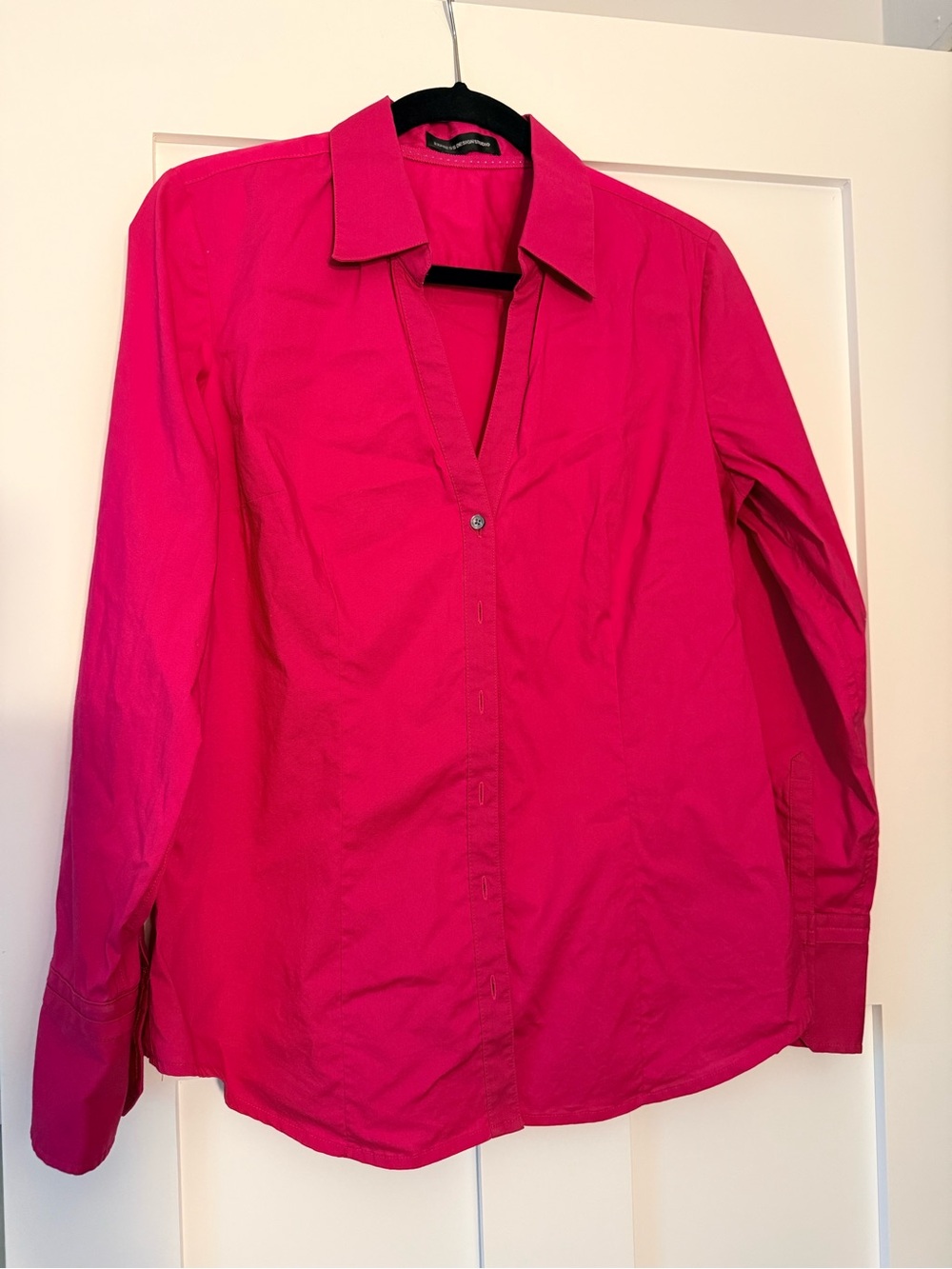 Classic EXPRESS Women's Button-Front Shirt - Hot Pink
